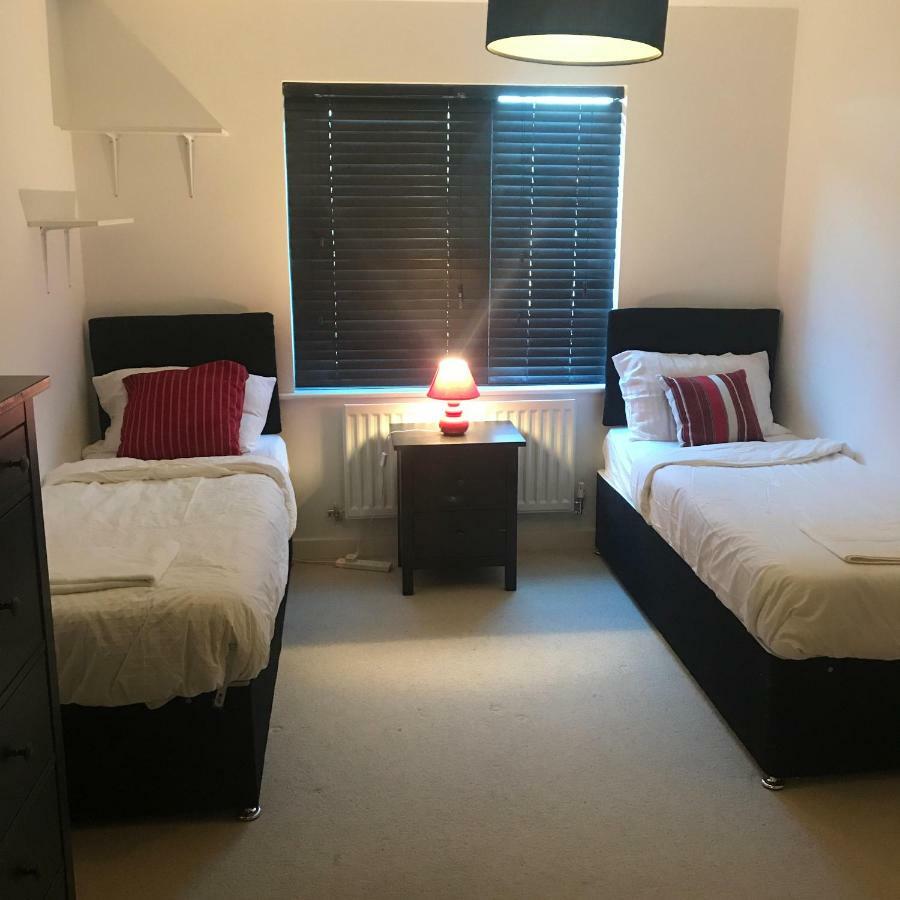 Executive Brentwood Apartment エクステリア 写真